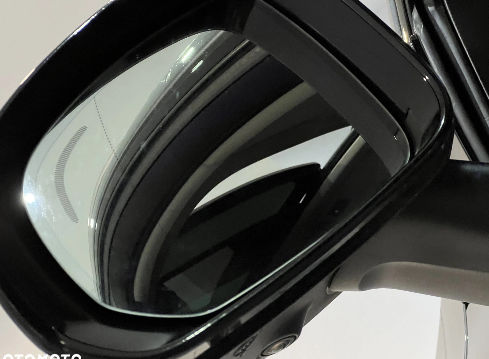 Volvo V90 Cross Country cena 147000 przebieg: 147000, rok produkcji 2017 z Bieruń małe 352